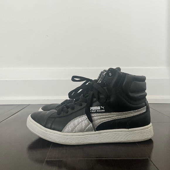 First Round Pearl Women’s Puma High Top Sneakers - Picture 4 of 8